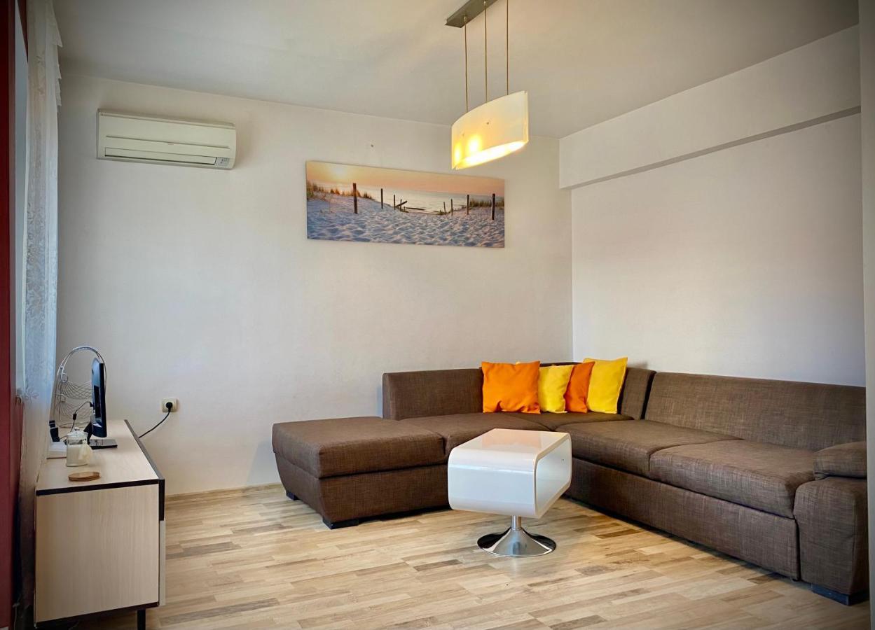 Colorful Apartment In Central Stara Zagora Ngoại thất bức ảnh