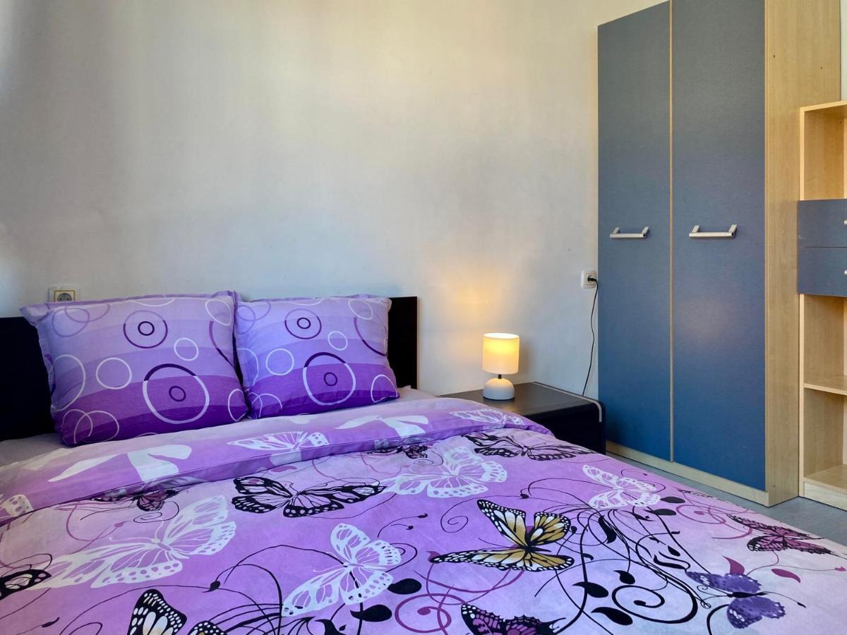 Colorful Apartment In Central Stara Zagora Ngoại thất bức ảnh