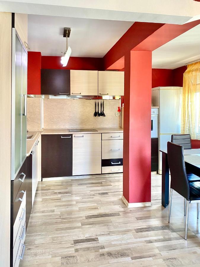 Colorful Apartment In Central Stara Zagora Ngoại thất bức ảnh